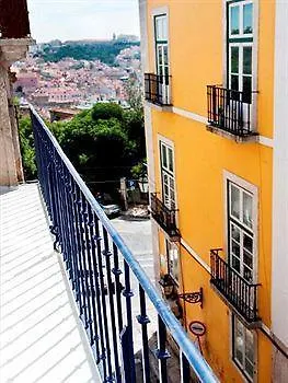 B.a. Hostal *