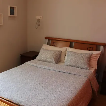 B.a. Hostal